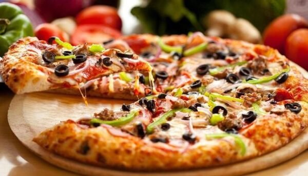 Hot vegetable pizza